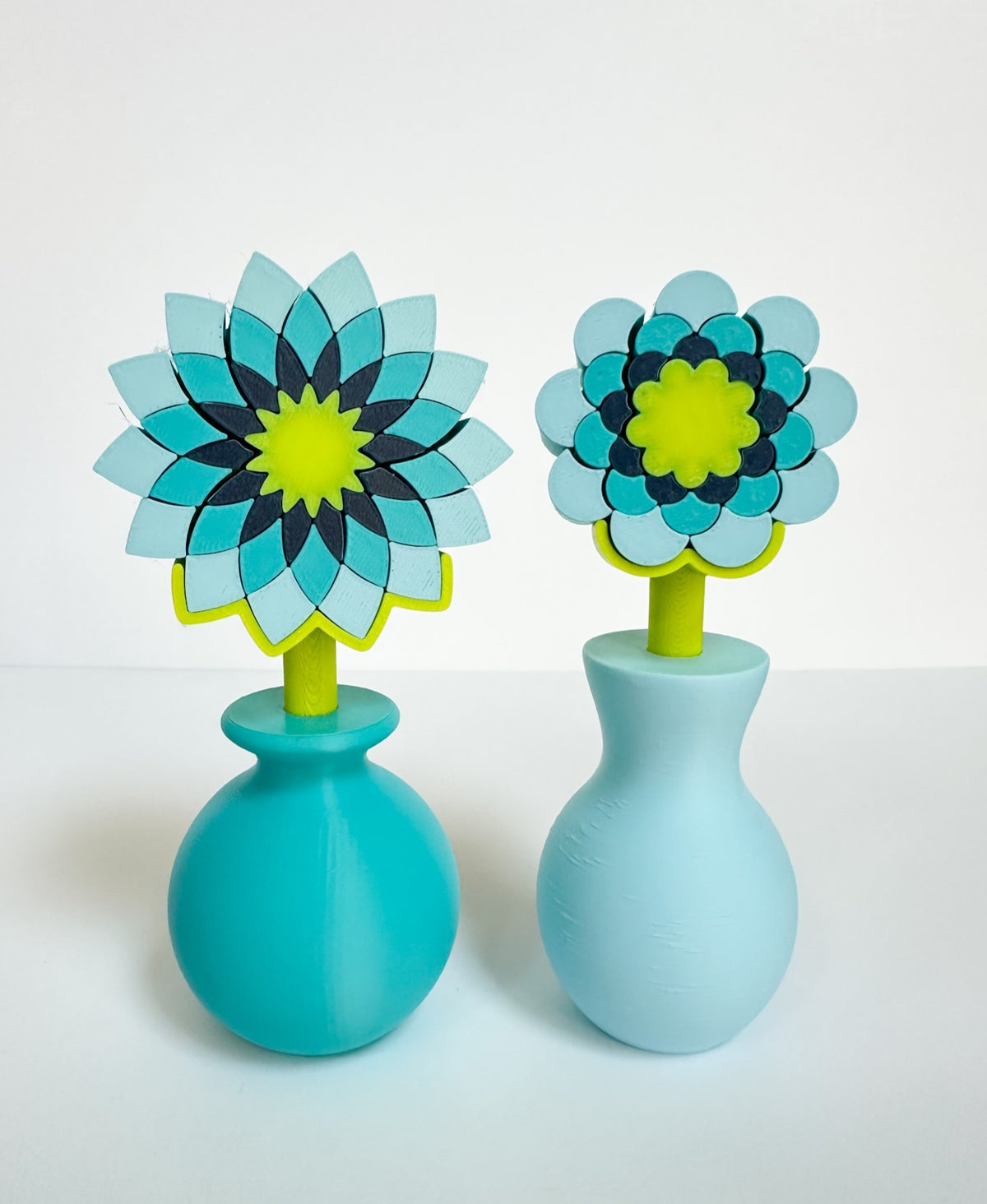 Pixel Flower Fidget with Stem and Vase