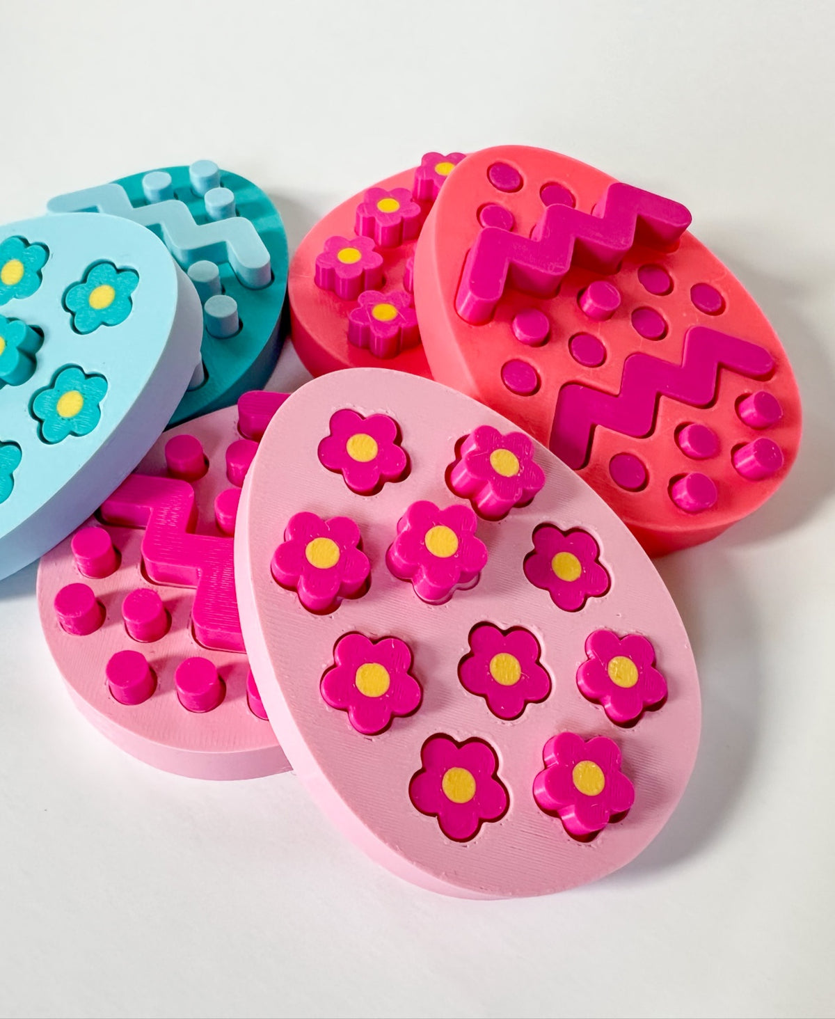 Easter Egg Pin Art Fidget and Grass Stand